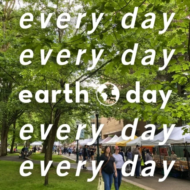 We celebrate the planet every day at our markets! 

If you are not shopping at the farmers market, here are some reasons why you should:

🏞 Support Local Farms 🚜
Shopping at farmers markets sustains small regional growers, ranchers, fishers and food producers. Supermarkets and grocery stores typically acquire food from large factory farms and distributors.

🍎Know Where Your Food Comes From🍓
Talking to farmers and food producers is a wonderful opportunity to understand how and where food is grown.

🏔 Reduce Your Food Miles.🚚
Food in the US travels an average of 1,500 miles to get to your plate. Shipping uses enormous amounts of natural resources, contributes to pollution, and creates trash with extra packaging. You can lessen your food miles by shopping at the farmers market. Our farmers and food producers travel less than 50 miles on average from where they grow produce and make their food.

🙂 Connect with Your Community.😃
Meet up with neighbors and gather with pals and family. Make some new friends!

☀️❄Embrace the Seasons.⛈🍂
Shopping at the farmers market helps you connect with the cycles of nature in our region and the produce they bring. Look forward to plump snap peas in spring, juicy tomatoes in summer, and sweet corn in fall. Nothing beats a local Hood strawberries in June, am I right?

🌎Happy Earth Day!!♻