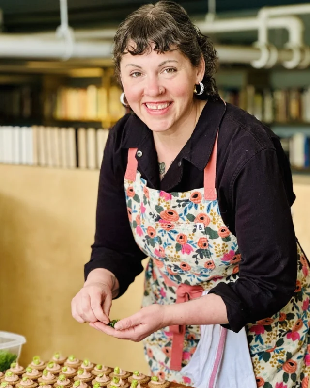 Join Chef Althea Grey Potter at King Farmers Market on Sun, May 25, 11am - 1pm!

We are delighted to welcome back a friend of the market, Chef Althea, for another recipe demo highlighting the freshest seasonal produce sourced directly from King vendors. (Swipe to see her appearance last year!)

Everyone is invited to stop by the chef's booth to witness her culinary creativity, learn about the local ingredients she used, sample the recipe, and ask questions!

Hope to see you at King Farmers Market this Sunday at NE 7th & Wygant.

About the Chef:
Althea Grey Potter has been cooking in Portland for 15 years, with an unwavering focus on highlighting the best produce from local farms. She is inspired by the world around her and the beautiful offerings at Portland's farmers markets. She currently operates a pop-up restaurant, Bar Nouveau, in St. Johns, North Portland. 

Follow Althea @altheagp and her restaurant @barnouveaupdx !