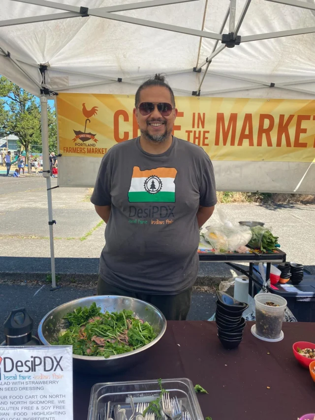 Chef in the Market happening now at King Farmers Market! 
Deepak Saxena of DesiPDX is making a delicious salad with ingredients sourced from market vendors!
Swing by, get a sample and the recipe!
Supplies are limited so get here soon.

King Farmers Market
NE 7th & Wygant
Sundays, 10 am - 2 pm